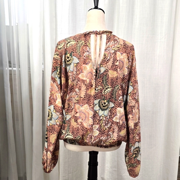 2/$30 Angie Colorful Leopard Print Womens S Long Sleeve Blouse Lightweight - Picture 4 of 10